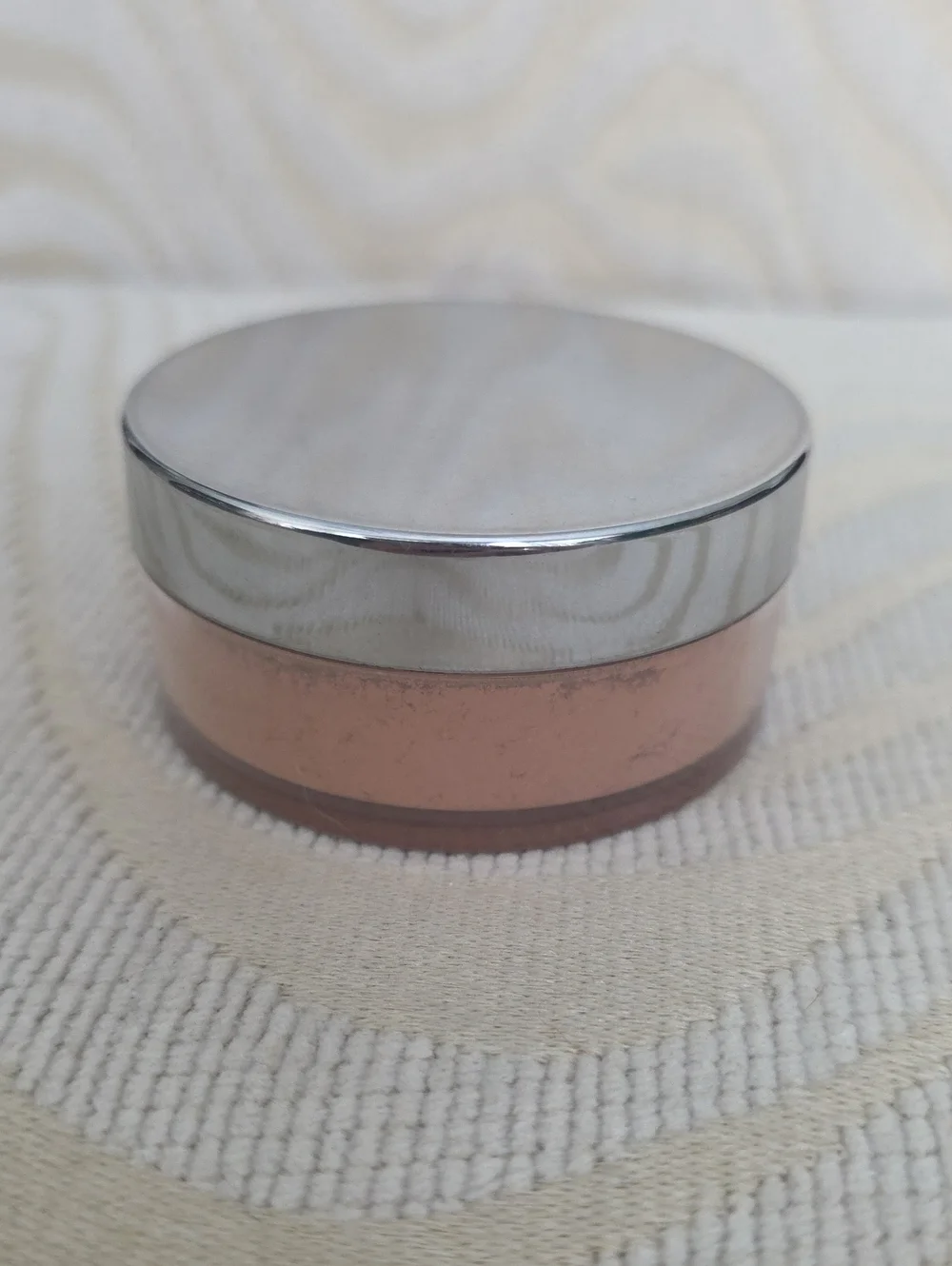 Mary Kay Mineral Powder Foundation in Bronze 1 - Gently Used